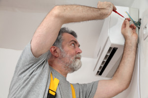 What to Look for when Hiring a HVAC Contractor in The Woodlands What to Look for when Hiring a HVAC Contractor in The Woodlands